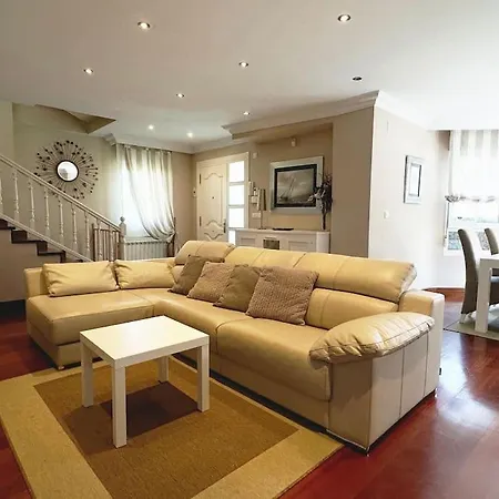 Holiday home Casa Lujosa En Treto