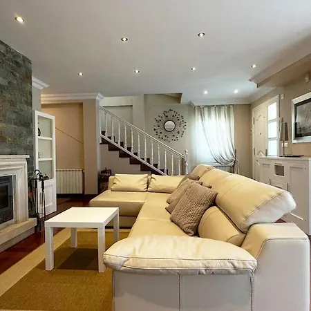 Holiday home Casa Lujosa En Treto