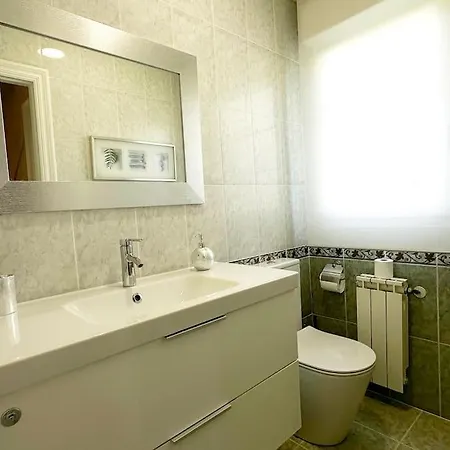 Дом отдыха Casa Lujosa En Treto